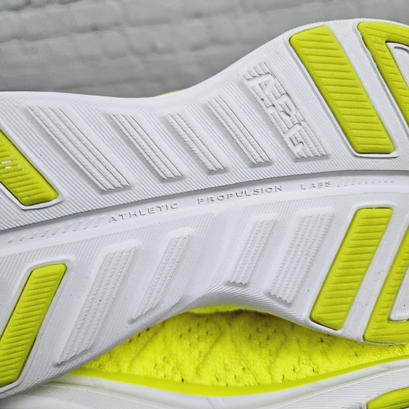 APL | Techloom Phantom lace-up athletic sneakers - Picture 10 of 11